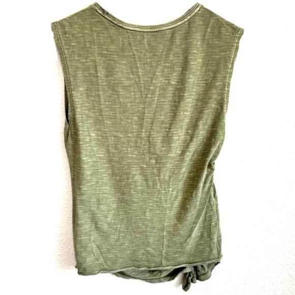 Brand New Pilcro Bias Smocked Tee - Picture 2 of 5